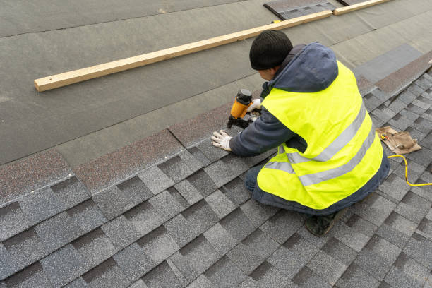 Best Emergency Roof Repair  in Pierceton, IN
